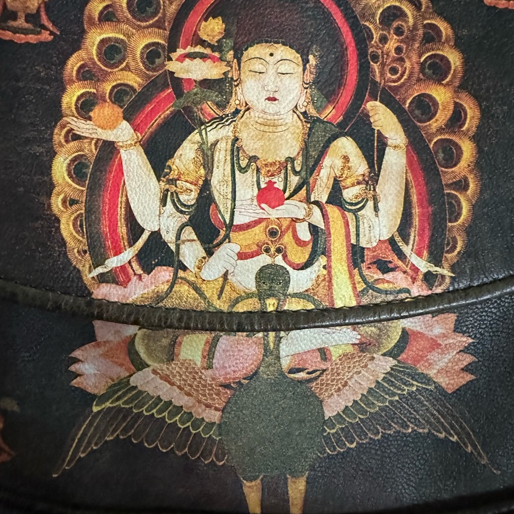 Fabulous ICON Los Angeles, Buddah purse w/ dust bag Snazzy Zen, Boho, Ca. Style - Picture 3 of 12